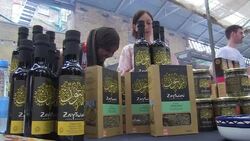 Halal foods: From burgers to Burmese noodles Instructional Video