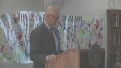 Louisville Leaders Gather in Homage to Ali Instructional Video