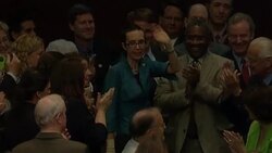 CLEAN: Shot US lawmaker makes dramatic return for debt vote News Clip