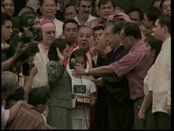 WRAP President moves to end judicial rift + Aquino at rally News Clip