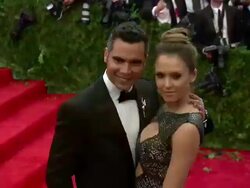 Warren Cash and Jessica Alba at "PUNK: Chaos To Couture" Costume Institute Gala Stock Footage