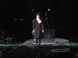 Stars and supermodels turn out for Dolce and Gabbana Milan show News Clip