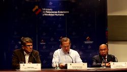 VOICED : Rechazan dar salvoconducto a Assange para pruebas medicas News Clip