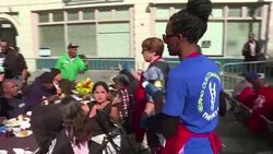 CLEAN : In Los Angeles a Thanksgiving feast for the homeless News Clip