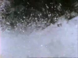 Splashing water cu Stock Footage