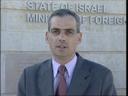 Reaction to Red Cross condemnation of barrier News Clip