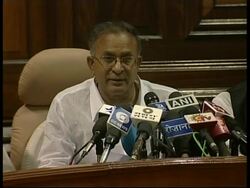 Gandhi and Singh at presidential palace, Singh at home News Clip