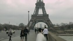 Couples celebrate Valentines day in Paris News Clip