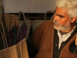 Tunisian Basket Maker weaves basket in traditional way Stock Footage