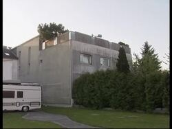 Father alleged to have kept daughter prisoner for 24 yrs, family home, voxes News Clip