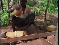 Barkcloth is regaining popularity as a material in Uganda News Clip