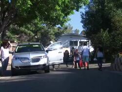 Hollywood Residents Complain About Tourists News Clip