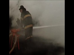 SYND 14-2-73 INTENSE STORMS HINDER RESCUE WORK ON THE VOLCANO ISLAND OF HEIMAEY News Clip