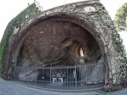 ATMOSPHERE - Vatican City General Views on February 19, 2013 in Vatican City, Vatican. (Footage by Getty Images) Stock Footage