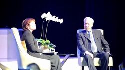 VOICED : La alerta de Vargas Llosa News Clip