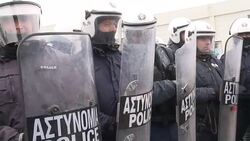 VOICED : Idomeni refugees dig in, clinging to hope of border reopening News Clip