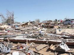 Destruction in Moore, Oklahoma after EF5 tornado Stock Footage