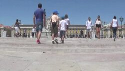 Praï¿½ï¿½a do Comï¿½ï¿½rcio in Lisbon Stock Footage