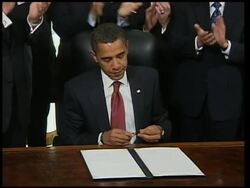 Obama signs order to close Guantanamo in a year News Clip