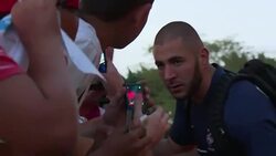 VOICED : Francia futbolista Benzema detenido por presunto chantaje News Clip