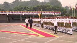 AP cover: Obama officially welcomed by Malaysian King and PM News Clip