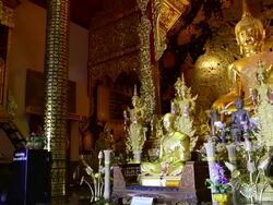 golden Buddha Statues in the temple Stock Footage