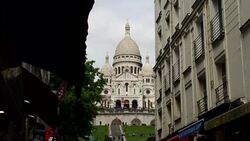 Sacre Couer seen from the street Stock Footage