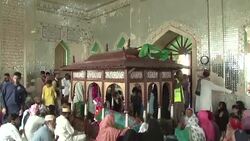 CLEAN : Pakistan's Sheedis celebrate crocodile festival in Karachi News Clip