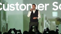 Protest at launch of new tablets, Gear VR, and hint of new phone News Clip