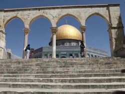Jerusalem, Tempel Mount (Har Habayit), Al-Aqsa Mosque with the Dome  of the Rock Stock Footage