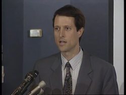 USA: CRITICS RAISE CONCERN OVER MAD COW DISEASE IN AMERICA News Clip