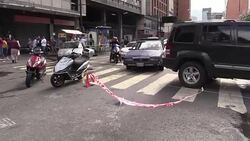 CLEAN : Venezuelan opposition blocks streets in Caracas News Clip