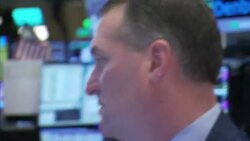 Traders on the New York Stock Exchange floor News Clip