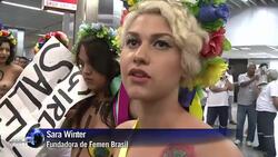 VOICED : Protesta topless en Rio News Clip