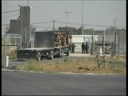 Israel opens additional Gaza Strip crossing to permit emergency food aid News Clip