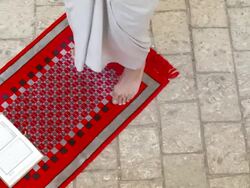 HD: Muslim Man Doing Sujud Stock Footage