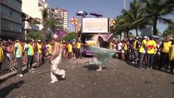Tens of thousands turn out for block party and parade ahead of official carnival start News Clip