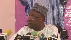 CLEAN : Niger in political crisis after opposition drops out of election News Clip