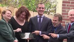 CLEAN : Los Angeles wants to keep more of its rainwater to fight drought News Clip