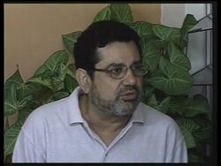 Over 2 billion US dollars are sent by US residents to El Salvador every year News Clip