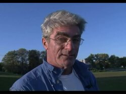 VOICED: Zu FuÃ‚Â§ um die Welt: Nach elf Jahren kehrt Abenteurer heim News Clip