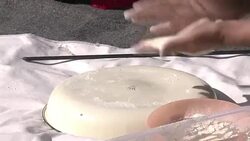 CLEAN : Losing hope Idomeni refugees consider new camps News Clip