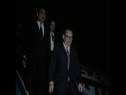 SYND 16 5 73 PRIME MINISTER MINTOFF OF MALTA ARRIVES IN CAIRO News Clip
