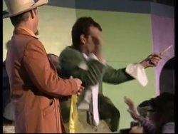 USA: LOS ANGELES: NEW DRIVE IN DRAMA THEATRE OPENS News Clip