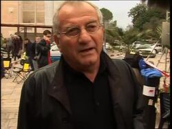 Hospital says Sharon still critical, plus hospital visits, prayers, Gissin comments News Clip