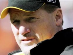 Does Cardinals' head coach Ken Whisenhunt have an edge over Pittsburgh's Mike Tomlin? Just two seasons ago, Whisenhunt was the Steelers' offensive coordinator. (Jan. 27) Instructional Video