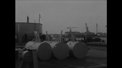 CAN568 FLOATING CRANE (SHEERLEG) IN A HARBOUR AND SAILING AWAY Instructional Video