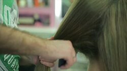 make hairstyle Stock Footage