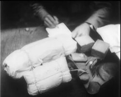 EMPIRE LEADERS ON THE WAR PATH - FIERCE FIGHTING CONTINUES - SOVIET COMMUNIQUE - News Clip