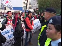 Comment on stalemate at talks, protests News Clip